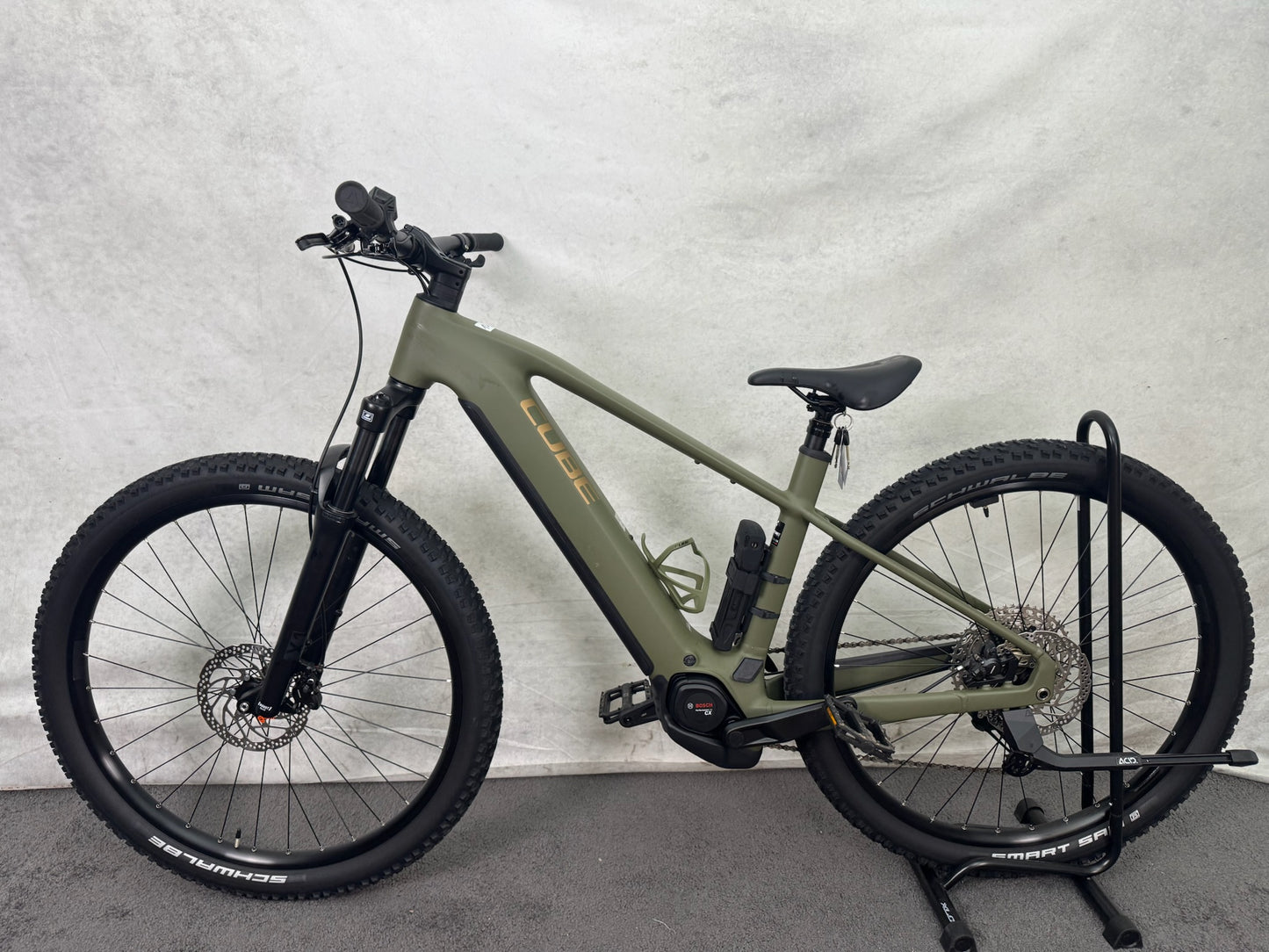 Cube Reaction Hybrid Pro 800