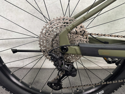 Cube Reaction Hybrid Pro 800