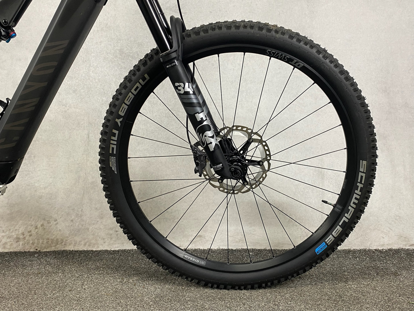 Canyon Neuron:ON CF 8