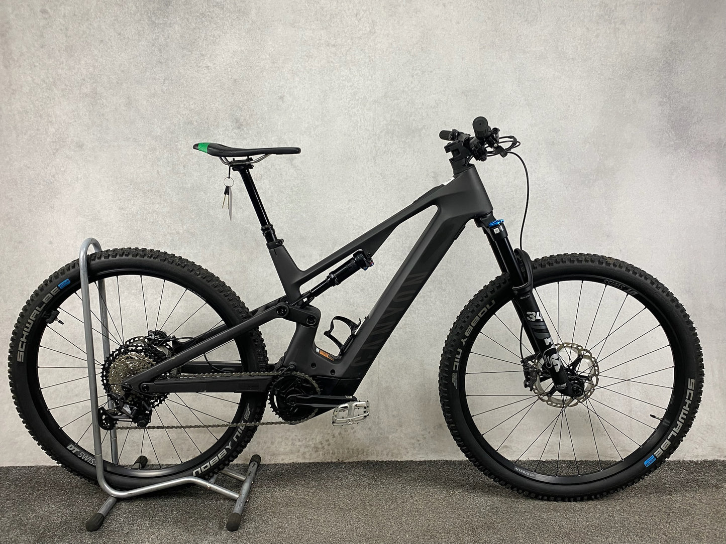 Canyon Neuron:ON CF 8