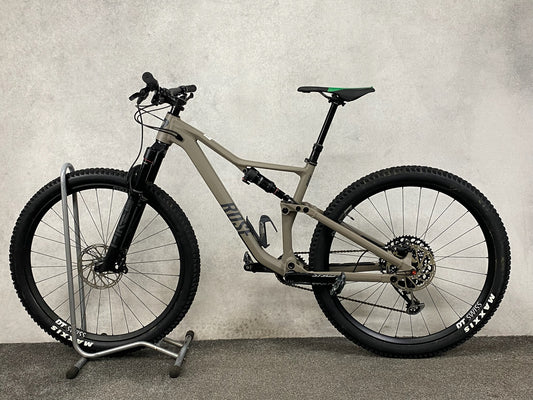 Rose GROUND CONTROL 4