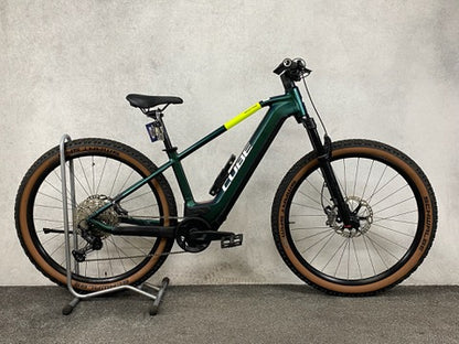 Cube Reaction Hybrid SLT 750