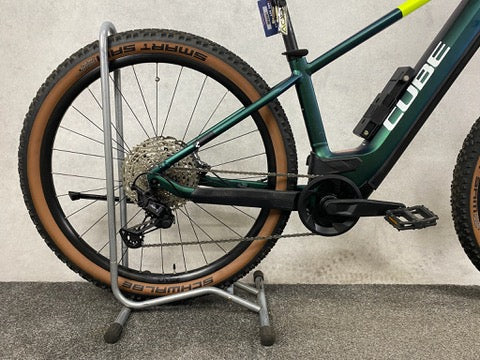 Cube Reaction Hybrid SLT 750