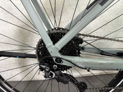 Cube Kathmandu Hybrid ONE 625