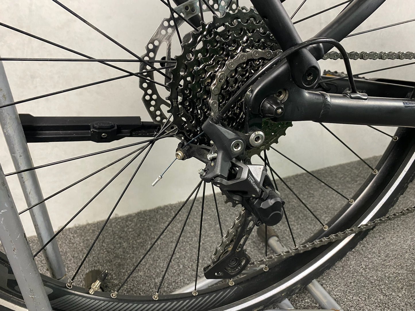 Giant Explore E+1 STA (S)