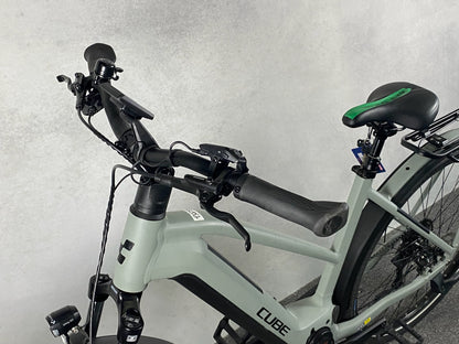 Cube Kathmandu Hybrid ONE 750, Trapez M