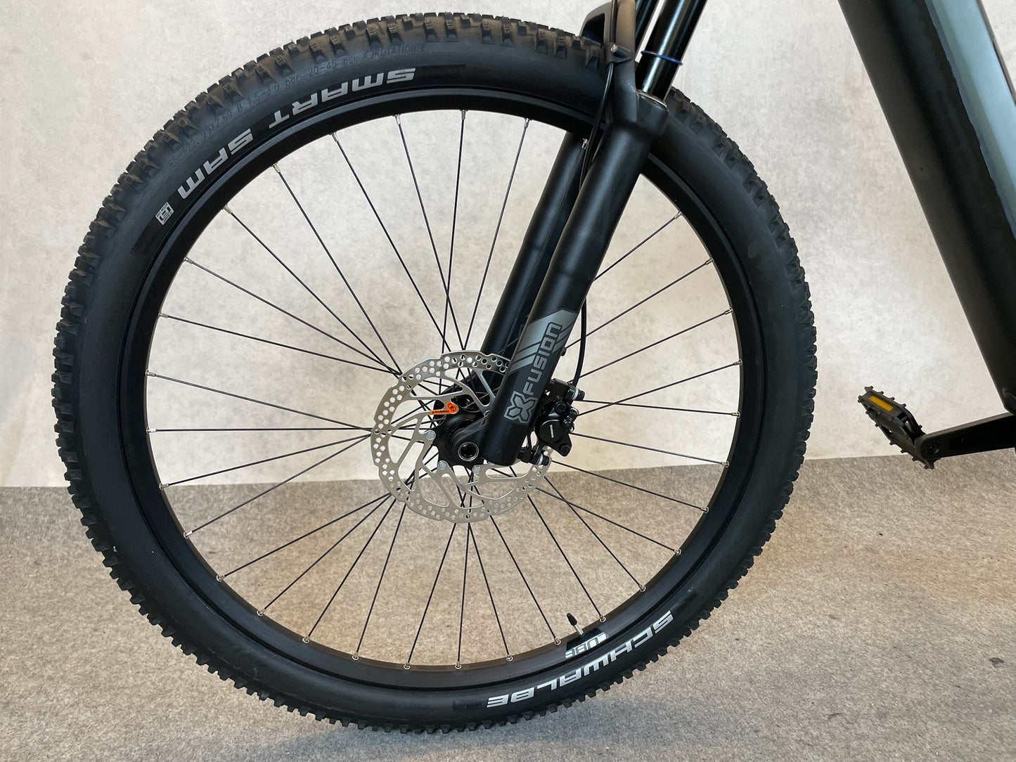 Cube Reaction Hybrid Pro 625