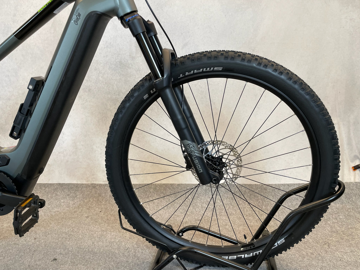 Cube Reaction Hybrid Pro 625