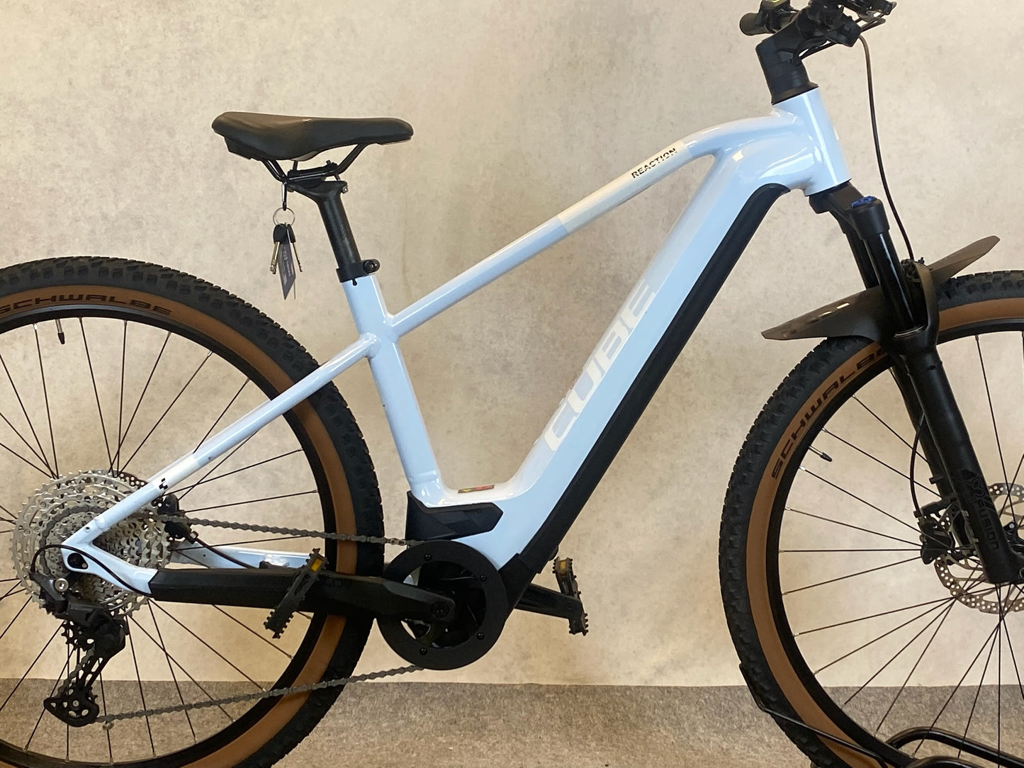 Cube Reaction Hybrid Pro 750 29