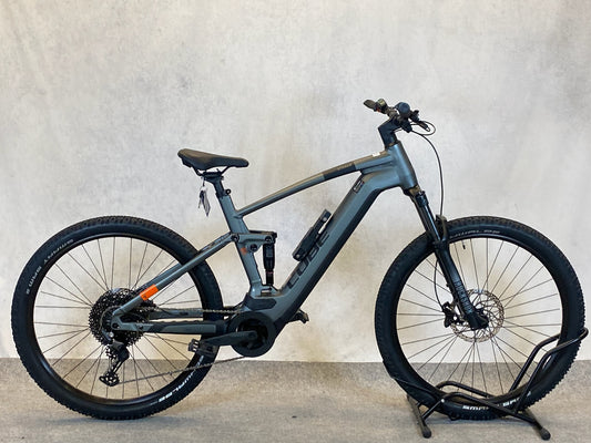 Cube Stereo Hybrid 120 Pro 750