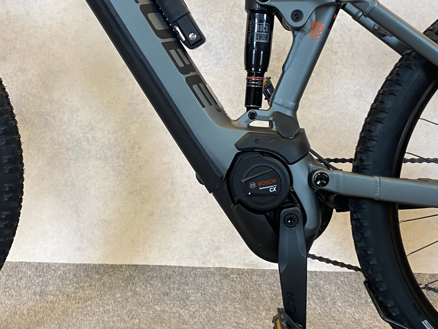 Cube Stereo Hybrid 120 Pro 750