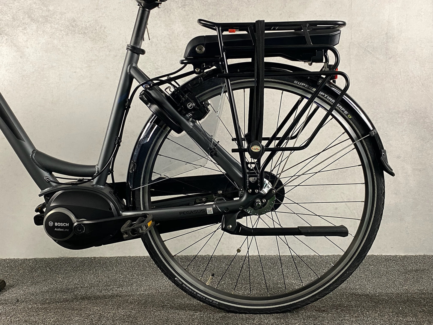 Pegasus Ancura E7F Wave 7G Active 400 Wh Freilauf 28' grey matt