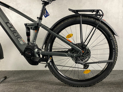 Cube Stereo 120 Hybrid Pro