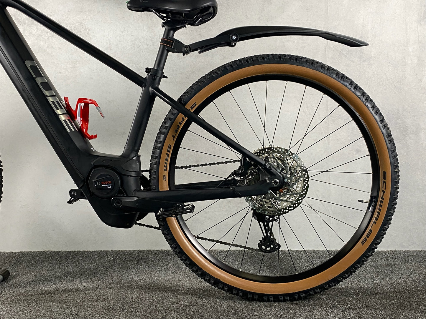 Cube Reaction Hybrid SL