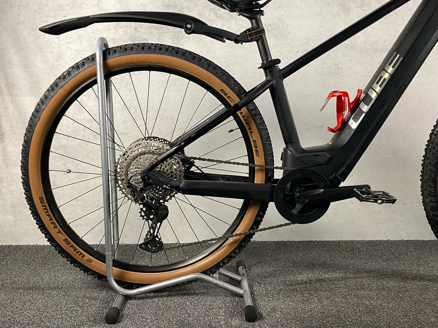 Cube Reaction Hybrid SL