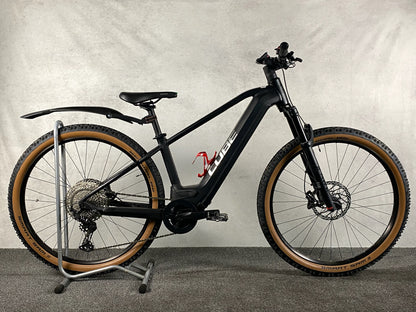 Cube Reaction Hybrid SL