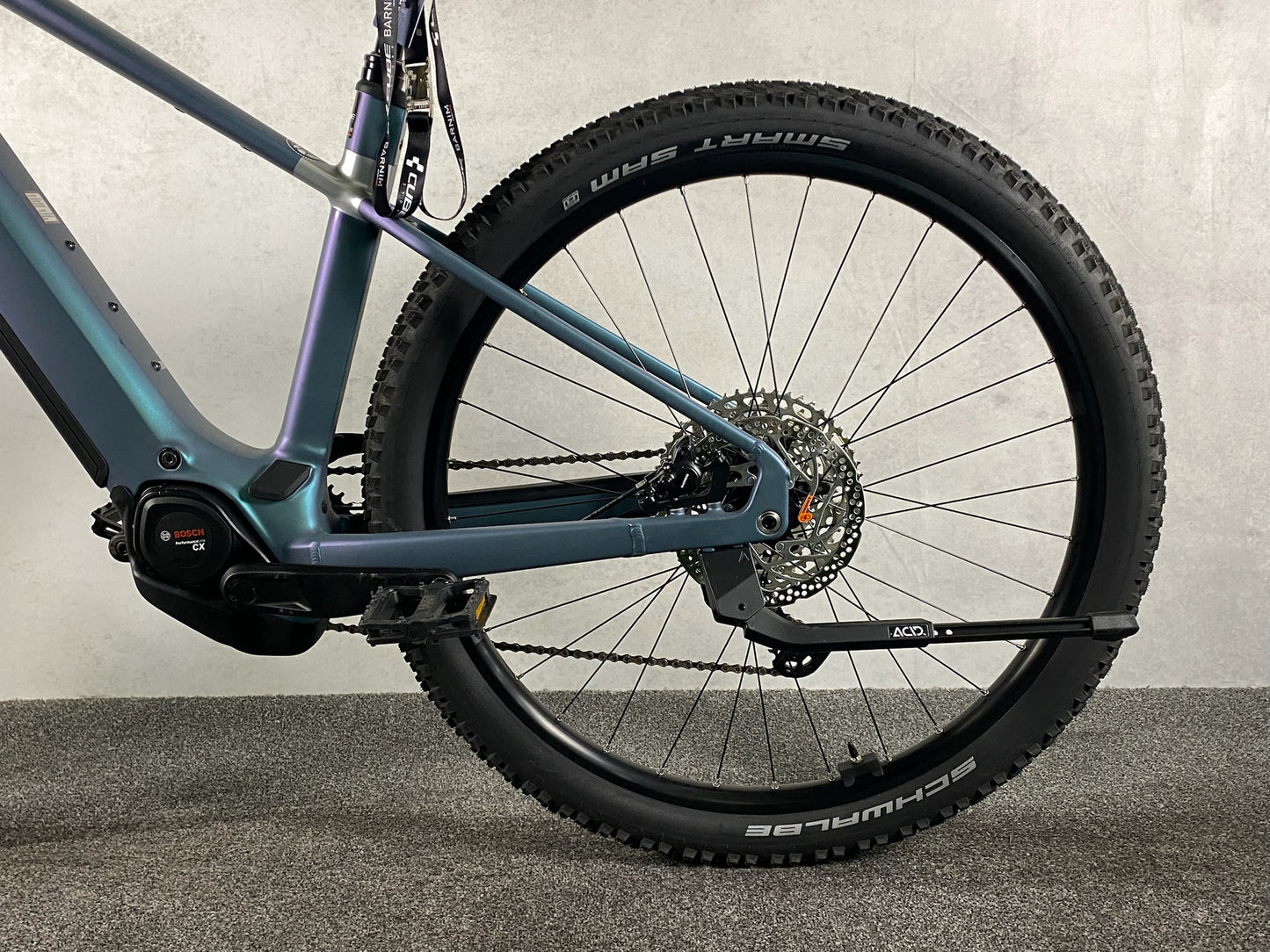 Cube Reaction Hybrid Pro 800