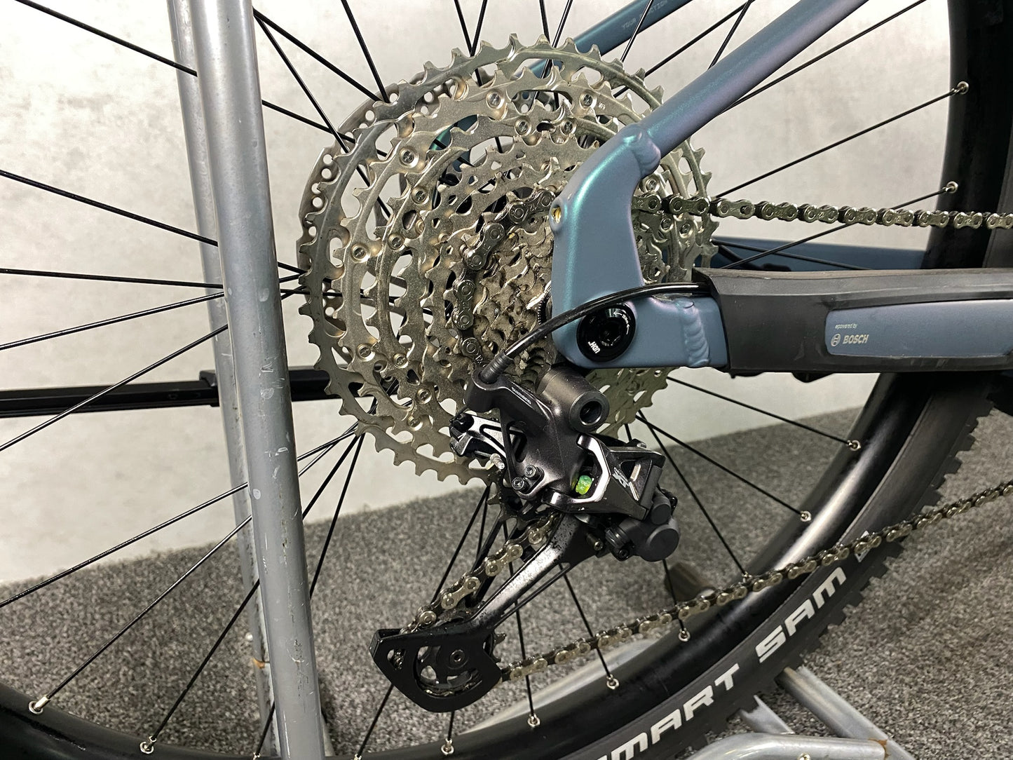 Cube Reaction Hybrid Pro 800