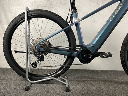 Cube Reaction Hybrid Pro 800