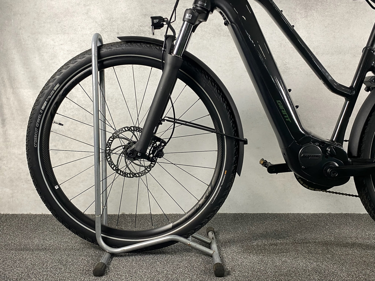 GIANT Explore E+ 2 STA