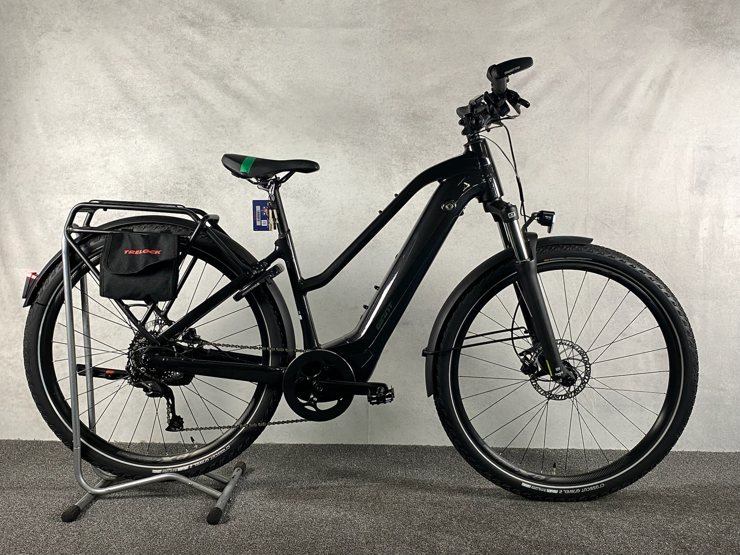 GIANT Explore E+ 2 STA