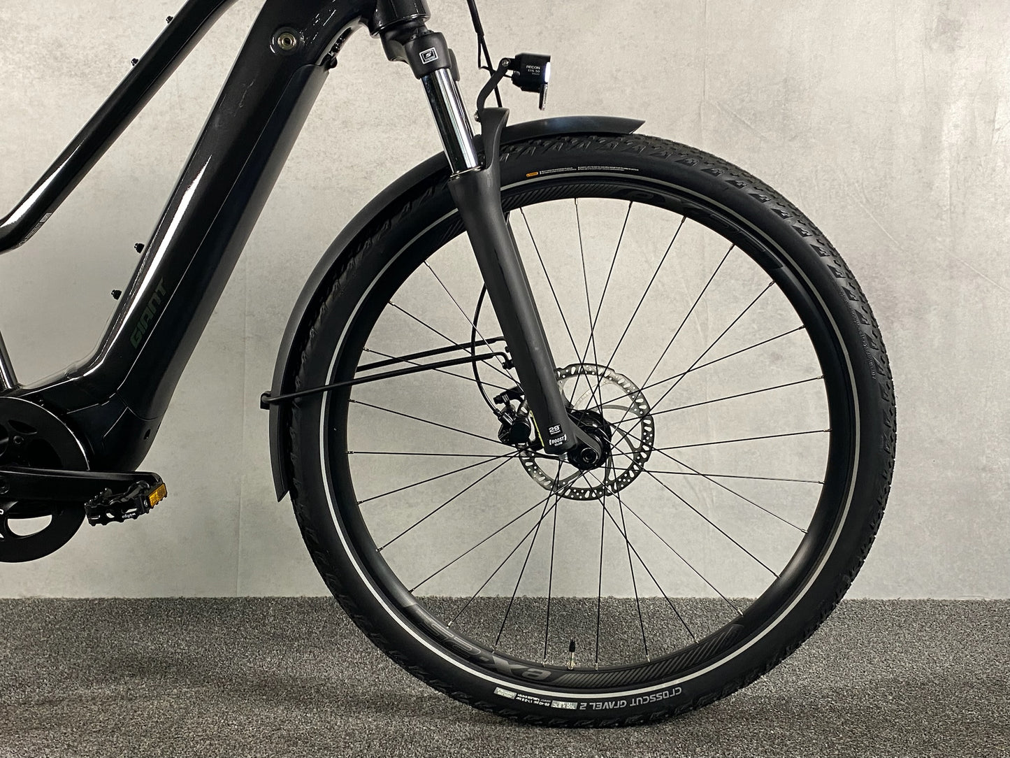 GIANT Explore E+ 2 STA