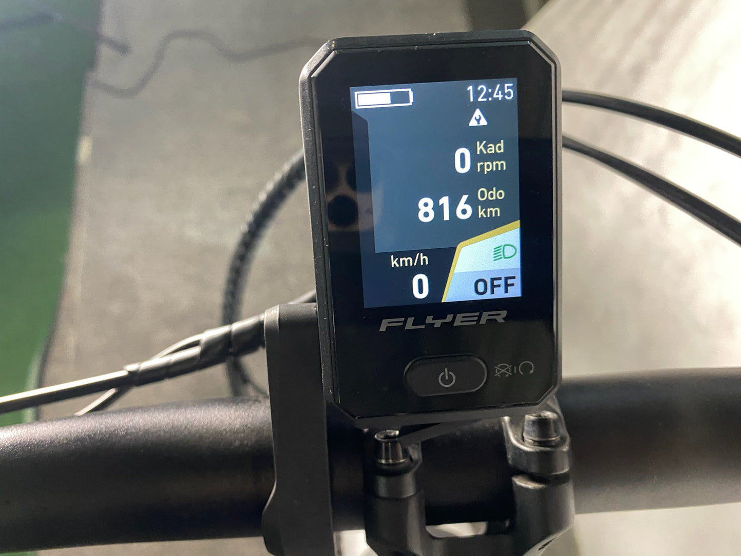 FLYER Upstreet3 7.23