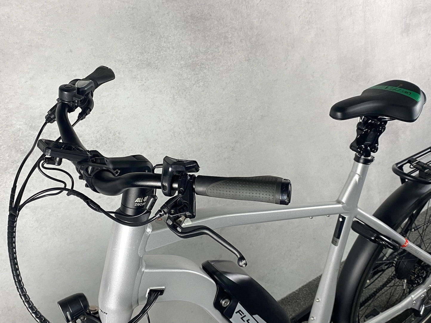 FLYER Upstreet3 7.23