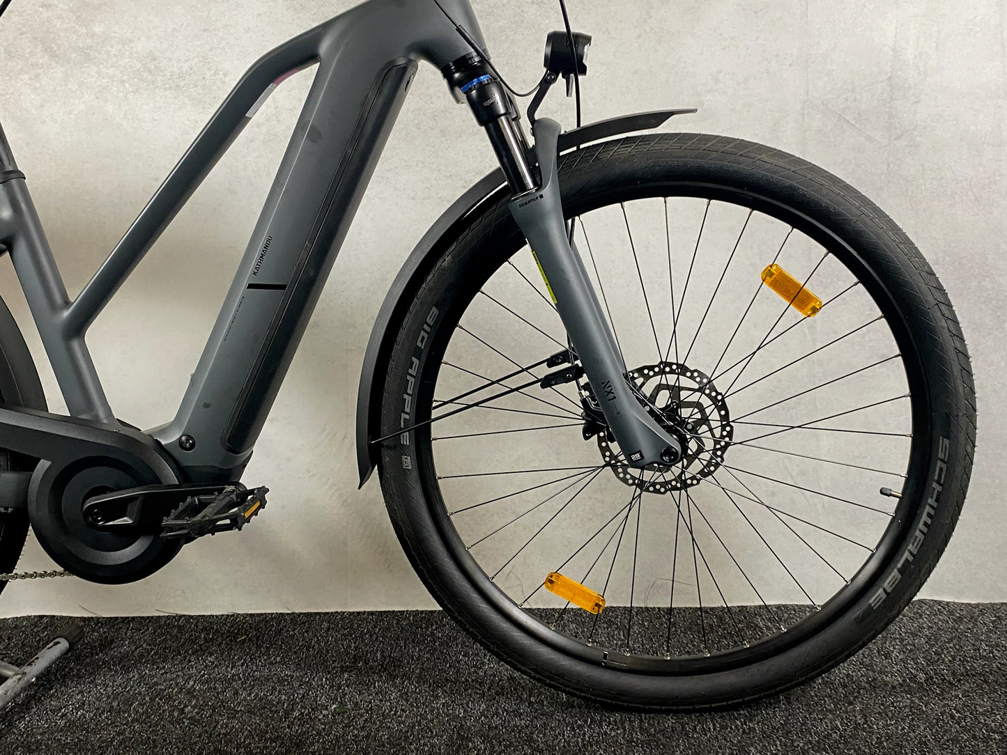 Cube Kathmandu Hybrid ONE 600