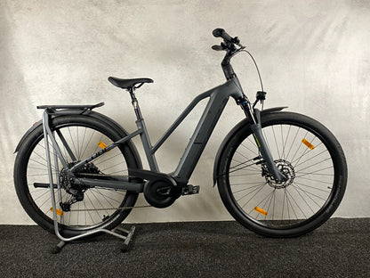 Cube Kathmandu Hybrid ONE 600