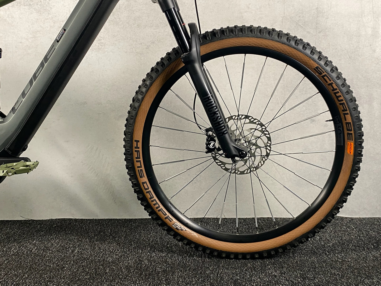 Cube Stereo Hybrid 120 TM 750