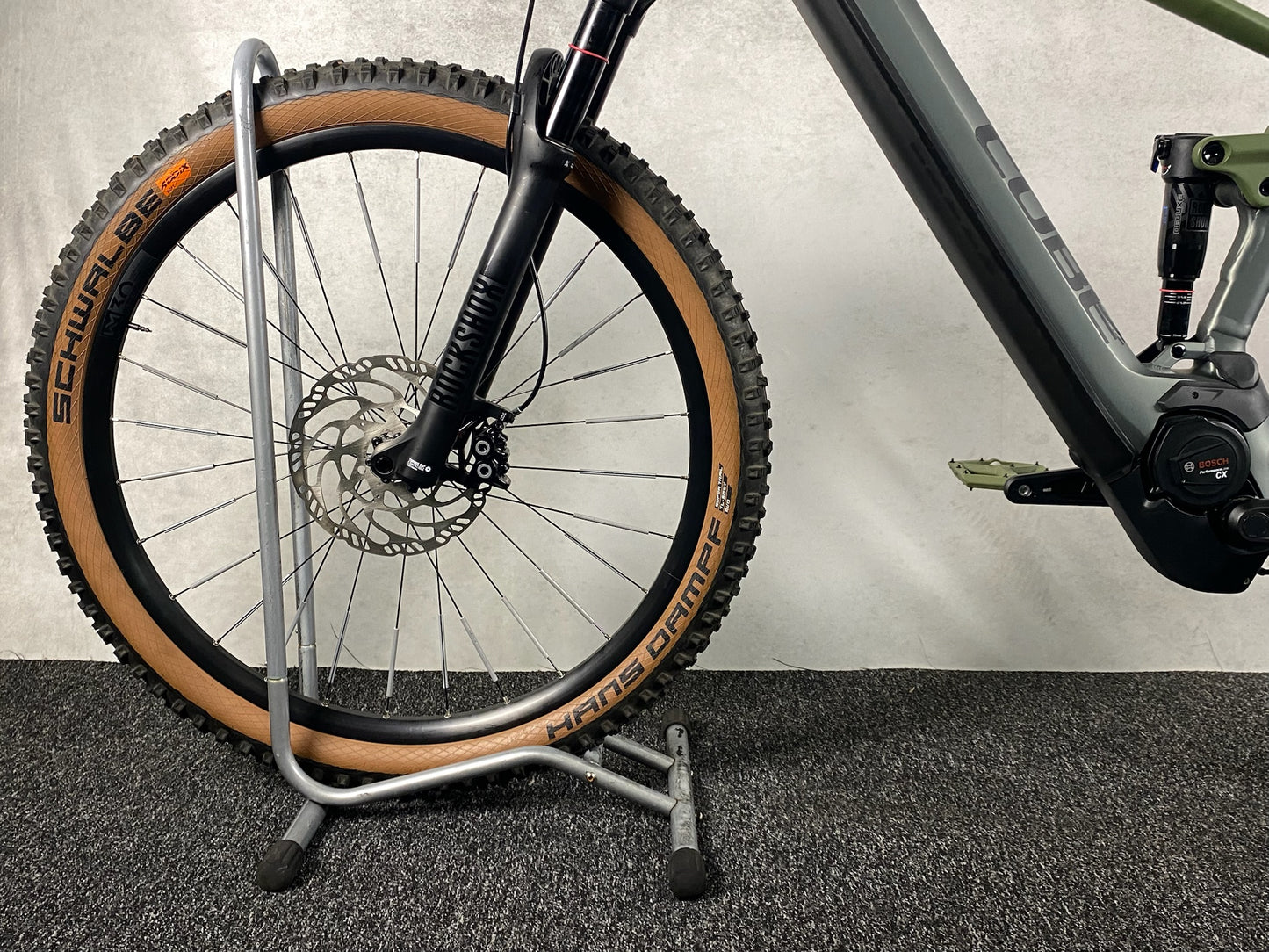 Cube Stereo Hybrid 120 TM 750