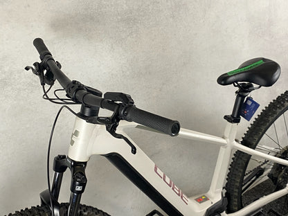 Cube Reaction Hybrid One