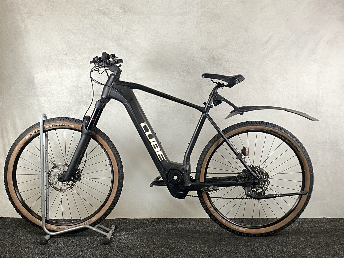 Cube Reaction Hybrid One