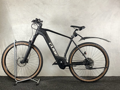 Cube Reaction Hybrid One