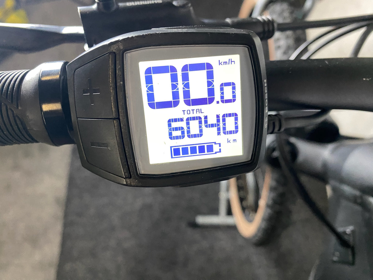 Cube Reaction Hybrid One