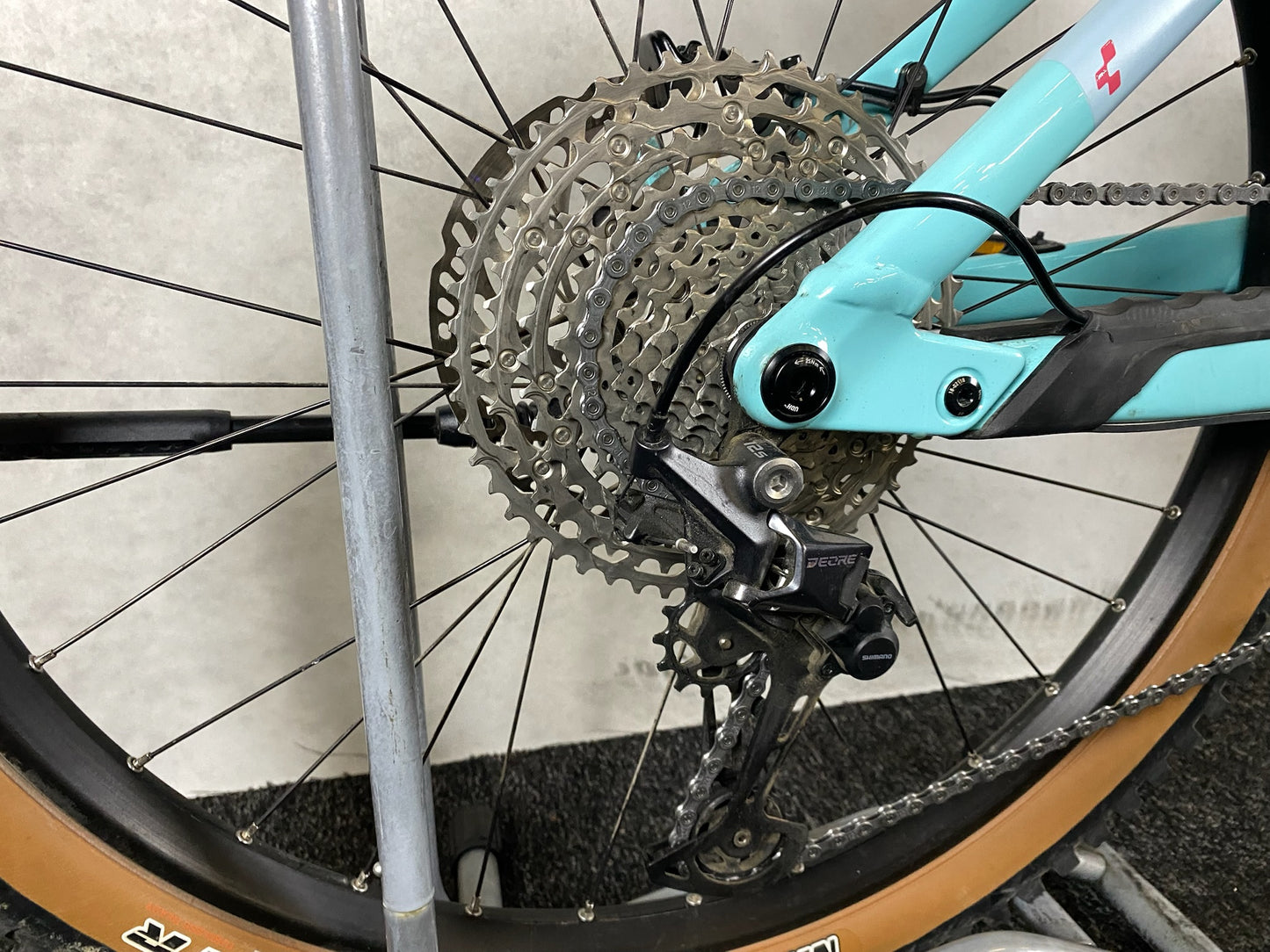 Cube Stereo Hybrid 160 HPC Race 750