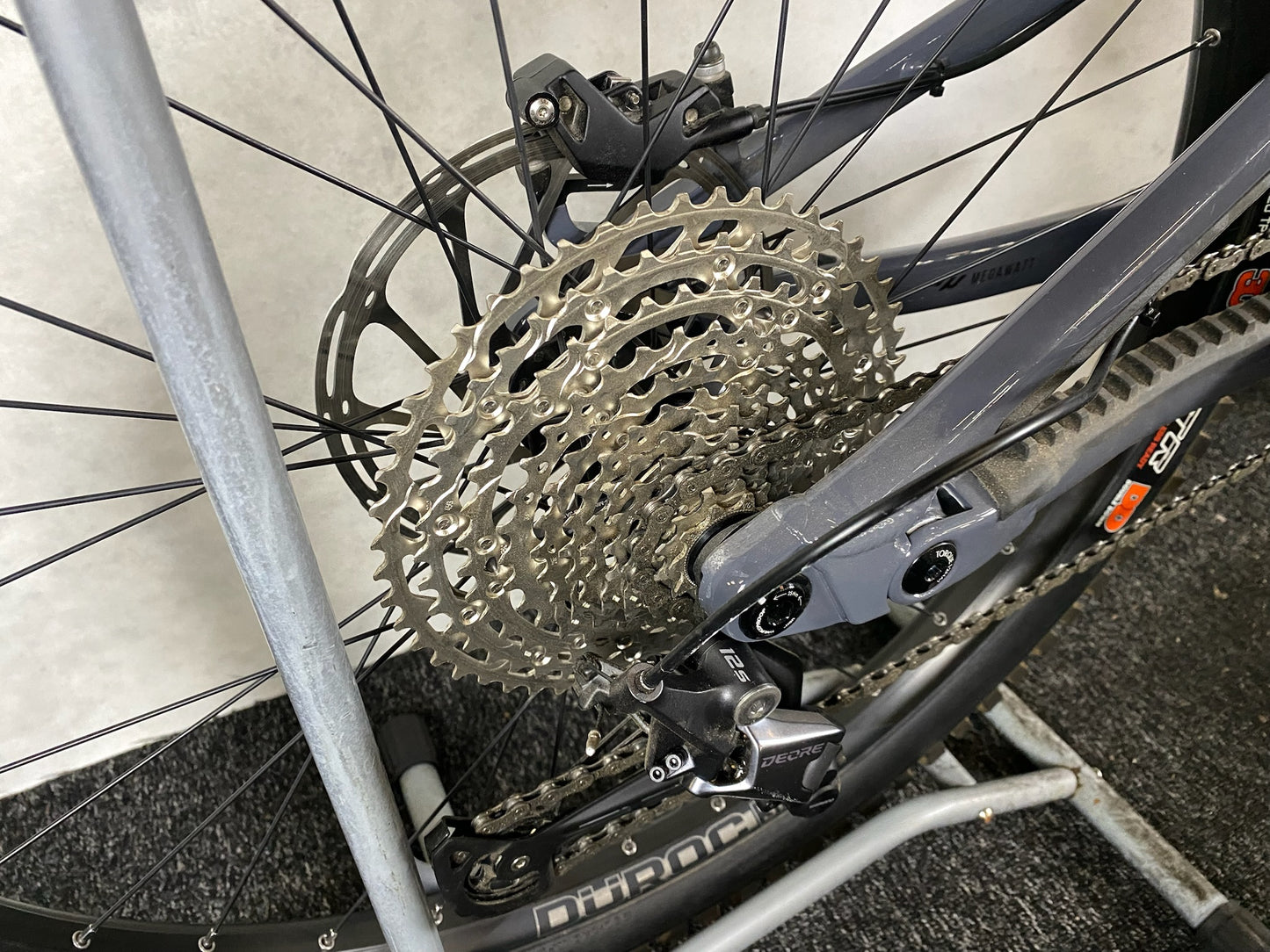 Nukeproof Megawatt 297 Comp