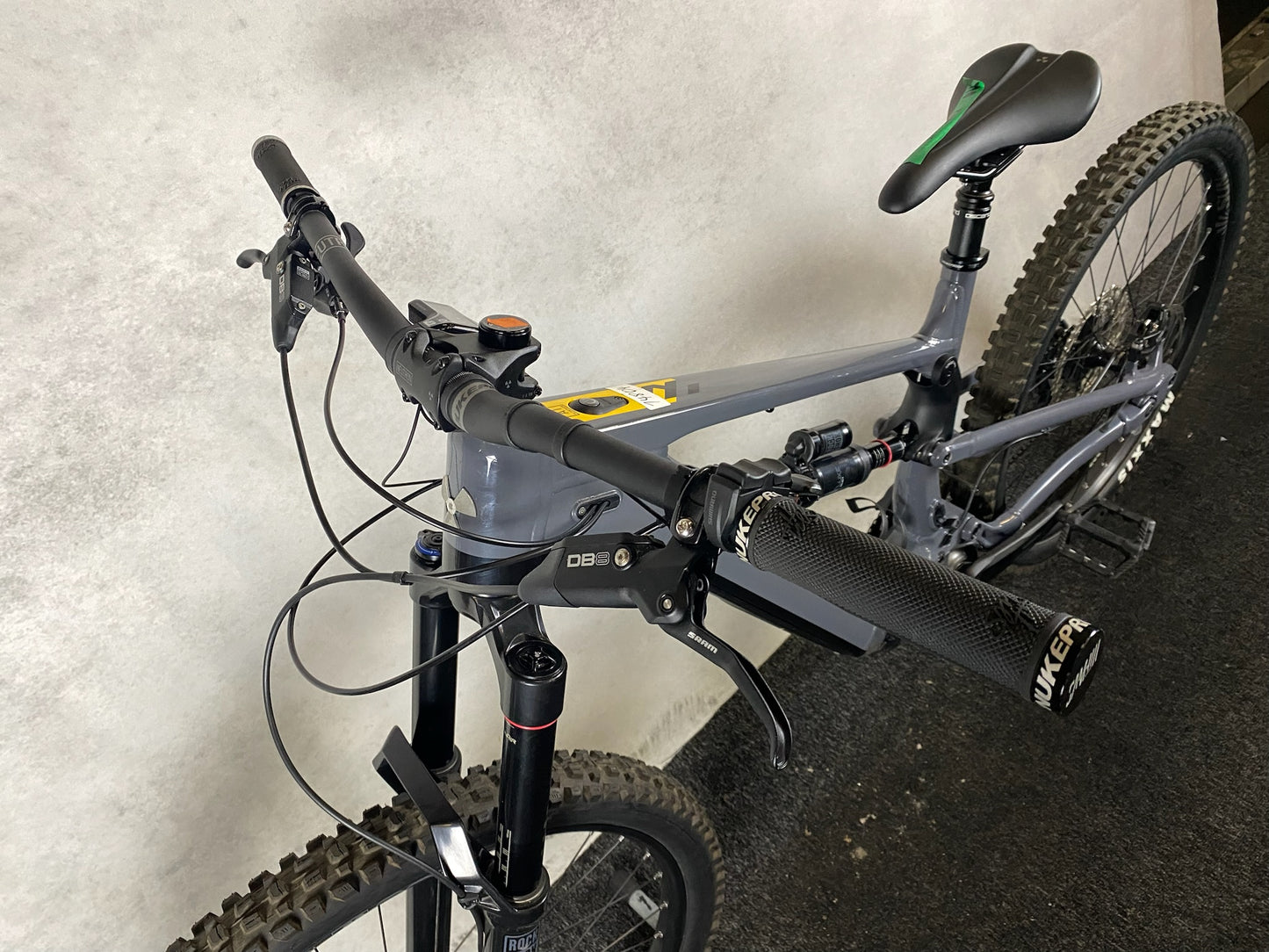 Nukeproof Megawatt 297 Comp
