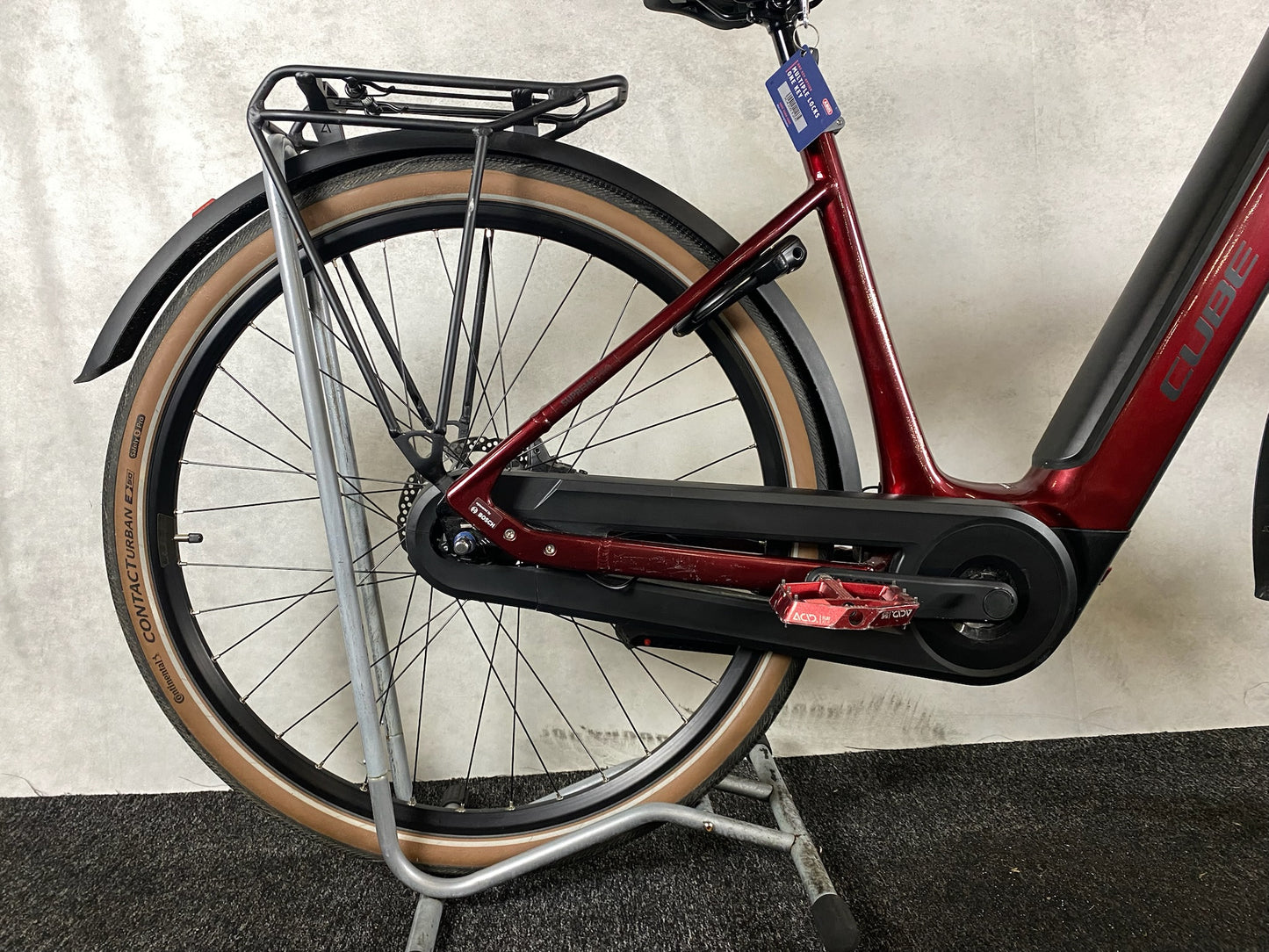 Cube Supreme Hybrid Pro 625