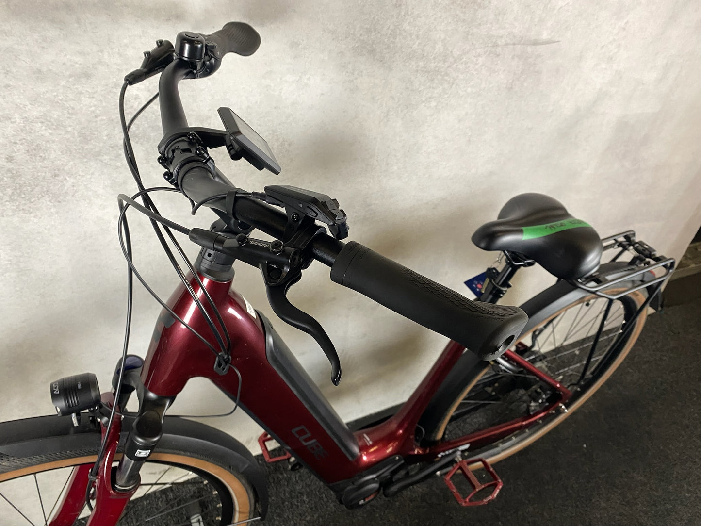 Cube Supreme Hybrid Pro 625