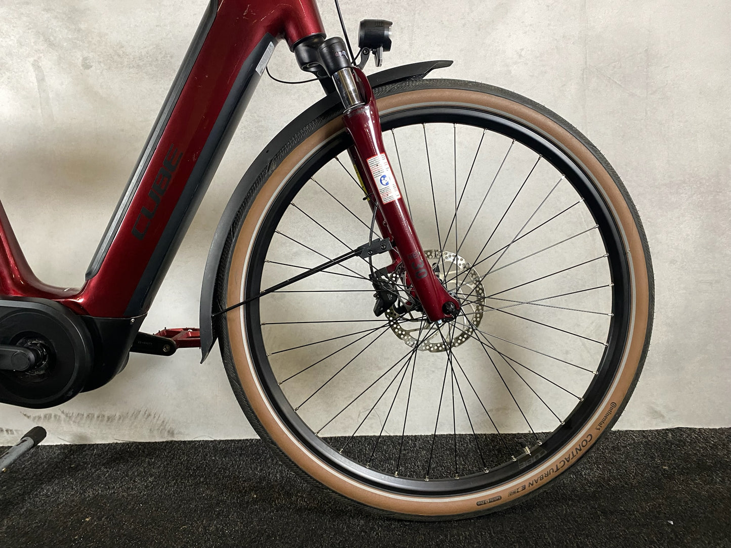 Cube Supreme Hybrid Pro 625