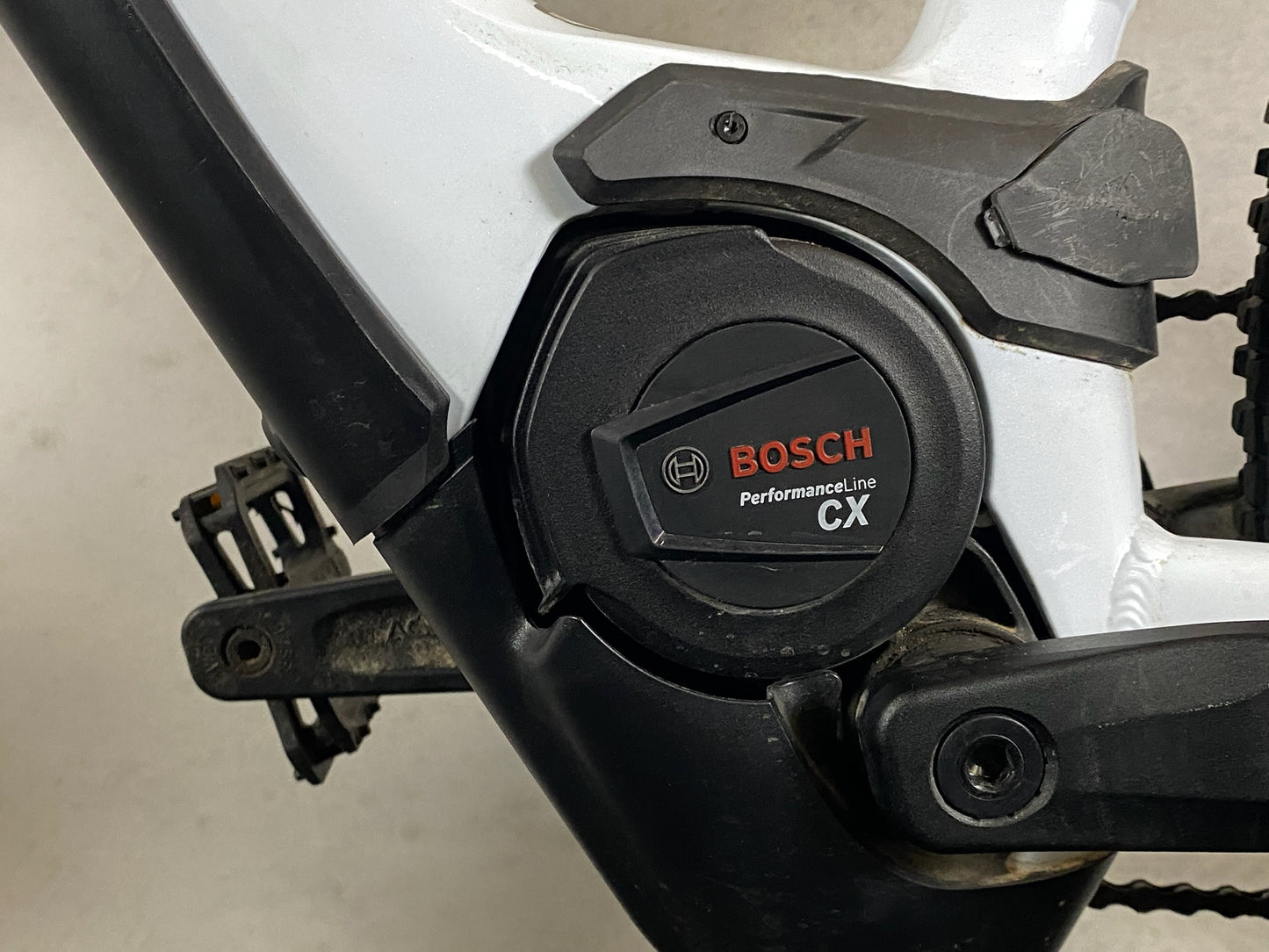 Cube Reaction Hybrid Pro 750