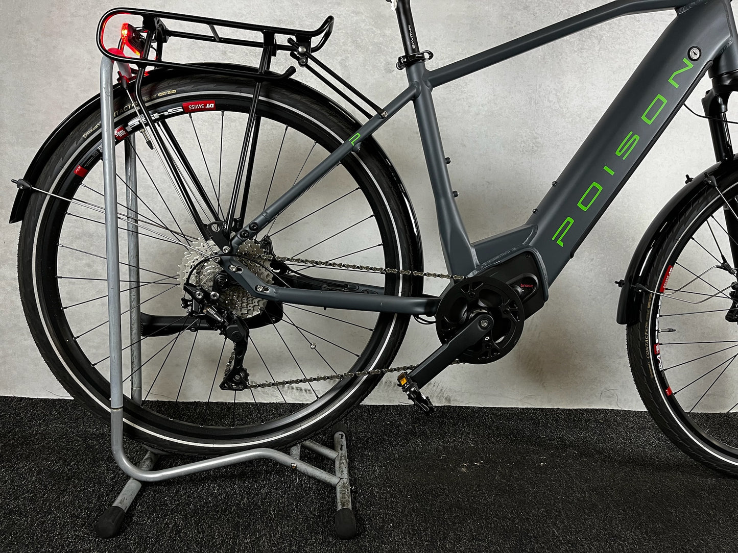 Posion Cadmium Mag Tour Dia