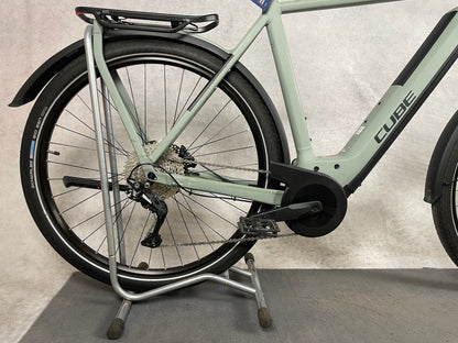 Cube Kathmandu Hybrid ONE 625