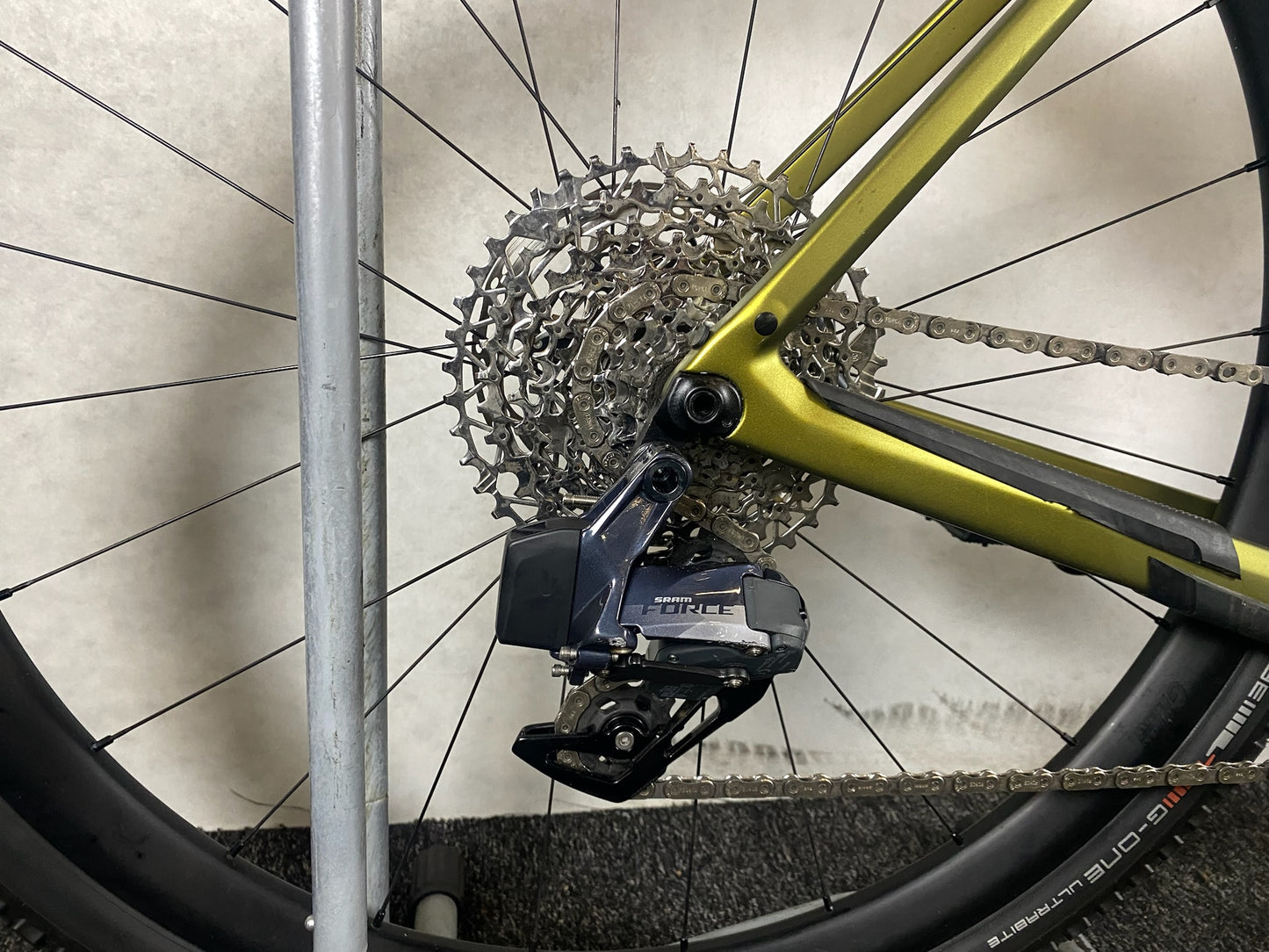 Rose Bikes Backroad Force eTap