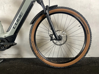 Cube Reaction Hybrid Race